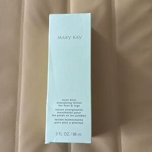 Mary Kay Mint Bliss Energizing Lotion For Feet And Legs Brand New